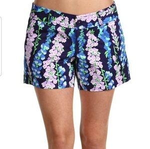 Lilly Pulitzer Callahan Foxy Foxglove Floral Chino Shorts Size 6